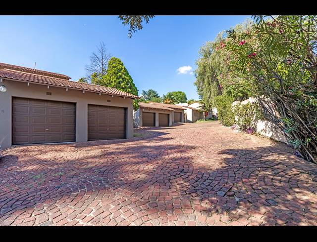 3 BEDROOM DUPLEX SOLD IN BRYANSTON